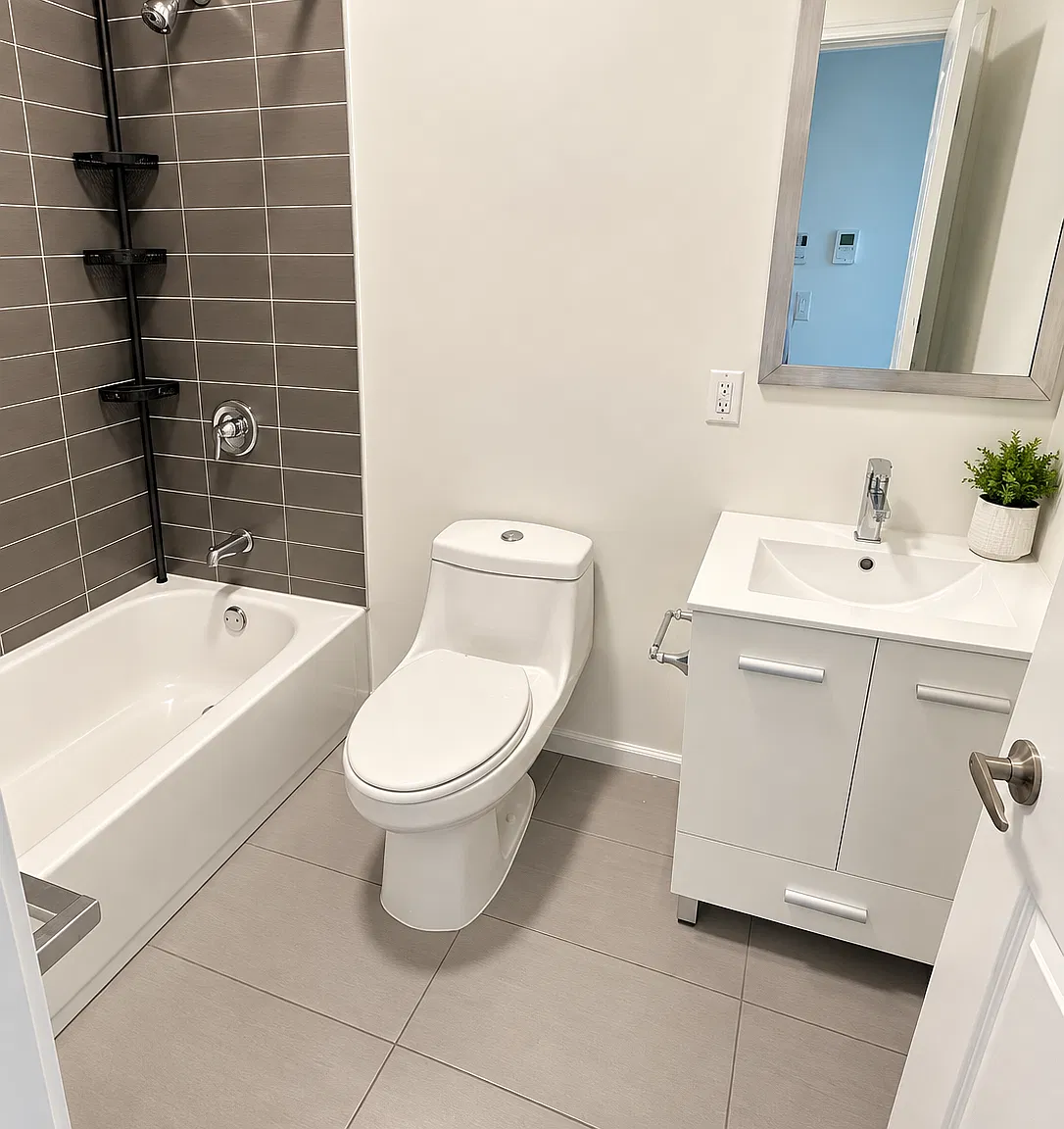 162 Gregory Ave — Photo 4