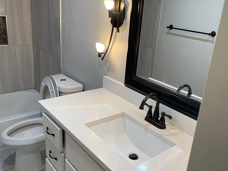 4652 Matilda St #H — Photo 10