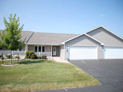 3180 ELK RIDGE DRIVE UNIT E, Oshkosh, WI, 54904