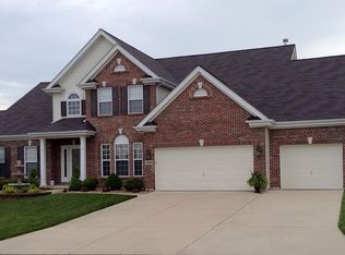3109 Brook Hollow Dr, O'Fallon, MO