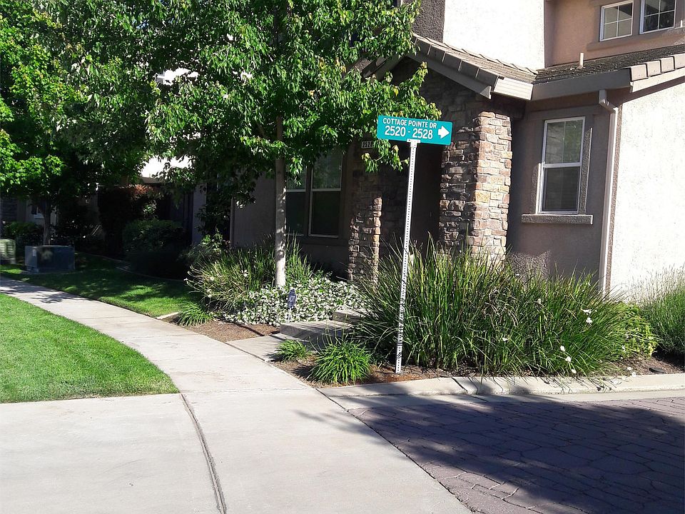 1st image of 2528 Cottage Pointe Dr