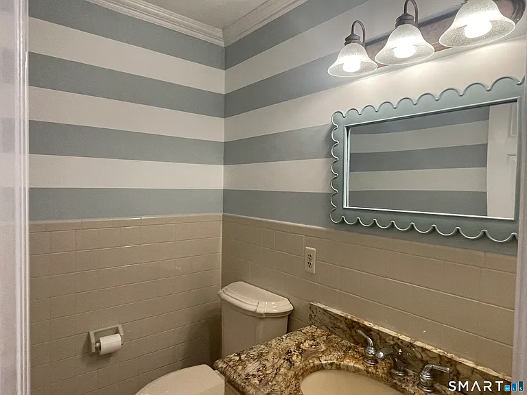 58 Heritage Ln — Photo 12