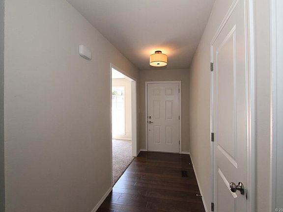 3rd image of 1130 S Mission St