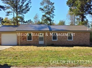 40 Knob Dr, Carrollton, GA 30116