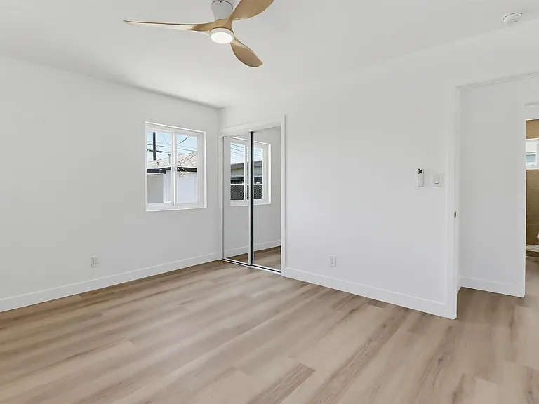 1038 Oaklawn Ave — Photo 19