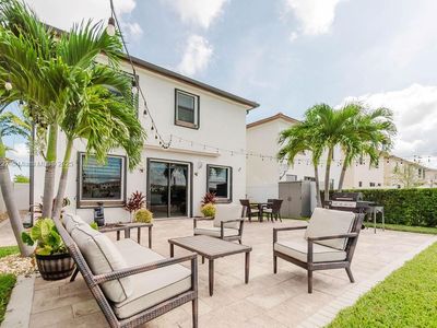 3392 W 103rd Ter, Hialeah, FL, 33018