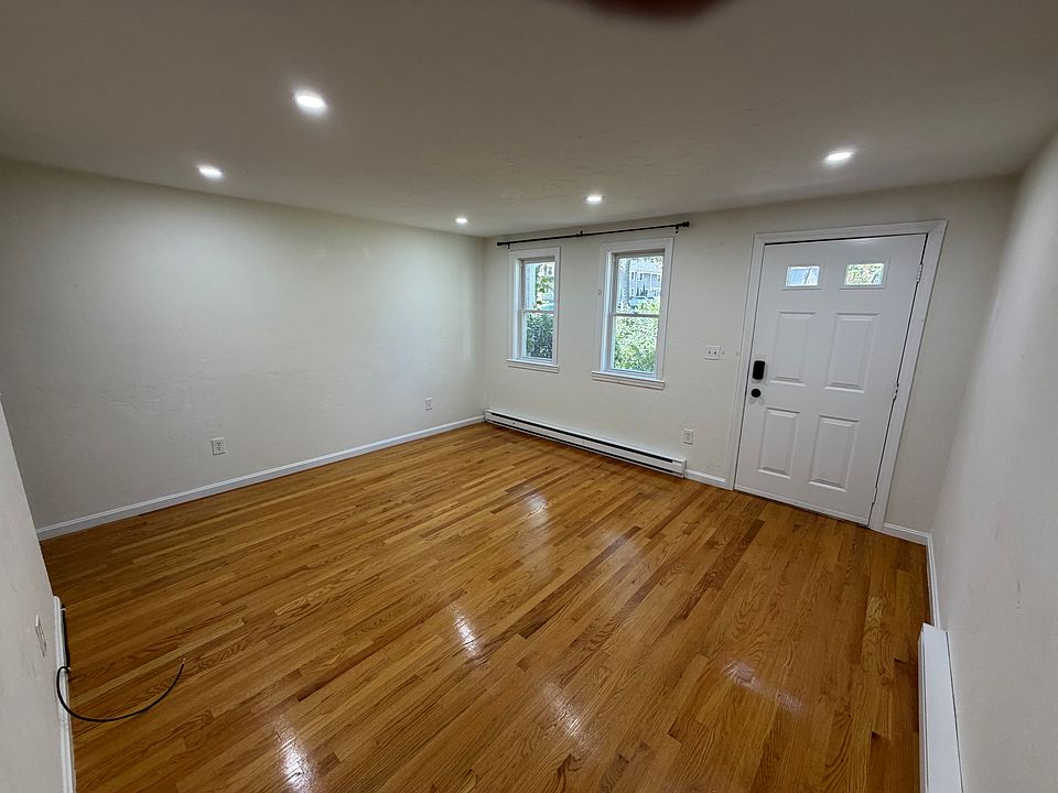 1st image of 300 Falmouth Rd #12