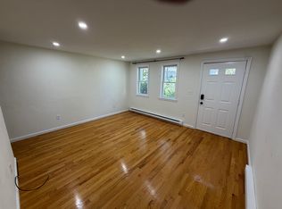 300 Falmouth Rd #12, Mashpee, MA 02649