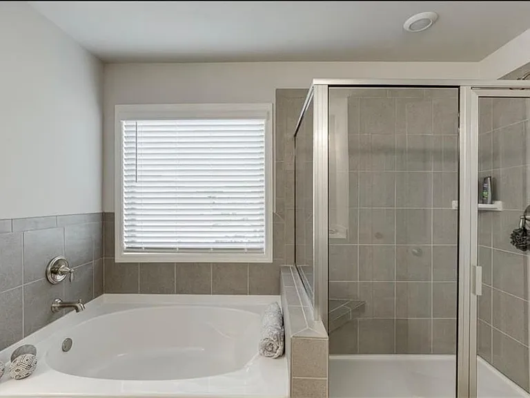 2055 Sorrento Ct — Photo 15