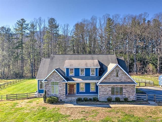 1st image of 70 Walnut Valley Ln