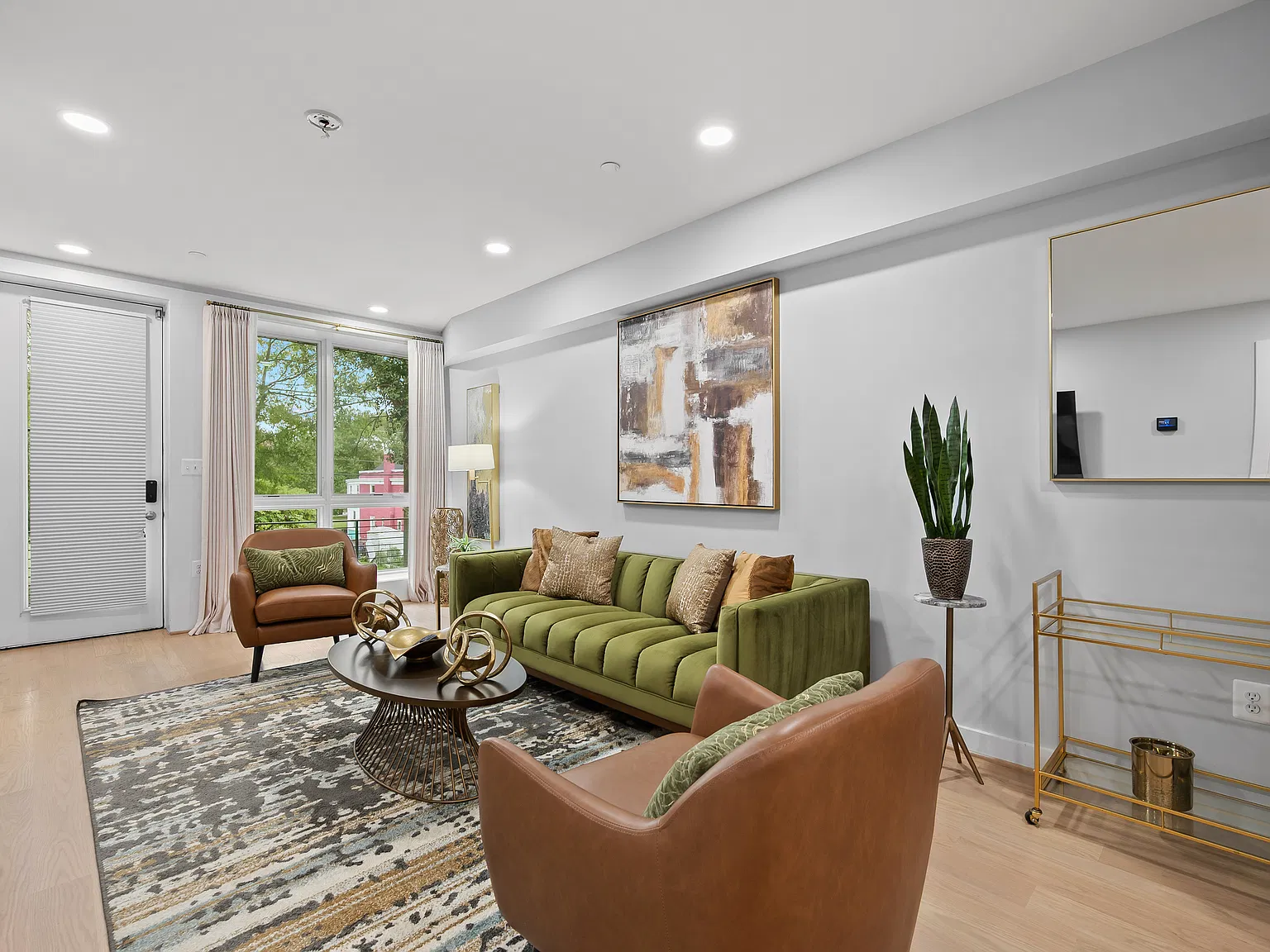 424 Missouri Ave NW — Photo 3