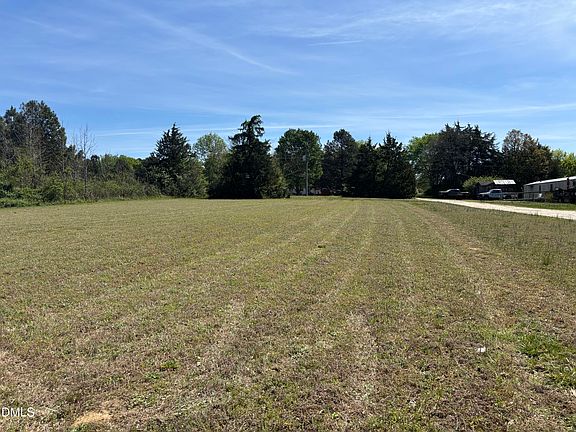 3rd image of 148 Clary Rd