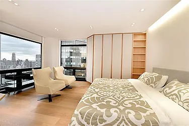 Rented by Domus Realty