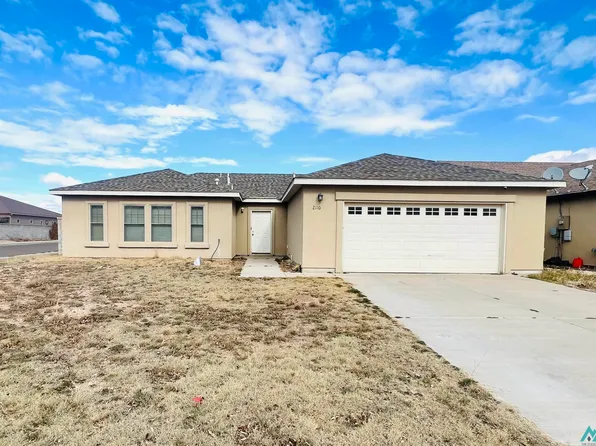 2110 E Heritage Ln, Hobbs, NM 88240
