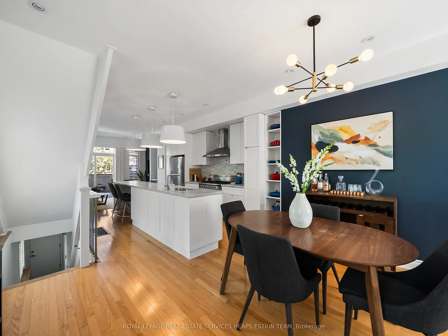 3 bed, $5,000 — Photo 4