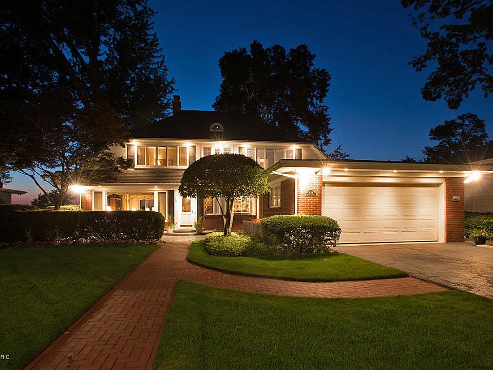 1st image of 434 Country Club Dr