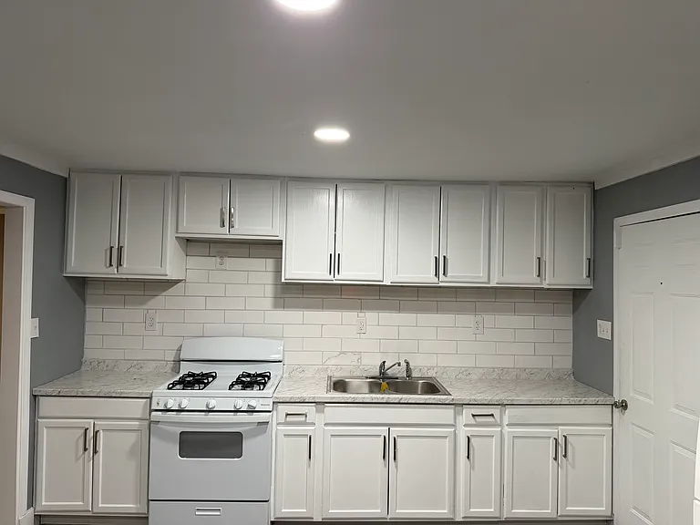 614 Padenreich Ave — Photo 3