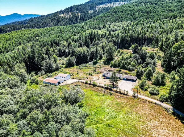 1939 Dan Kelly Road, Port Angeles, WA 98363