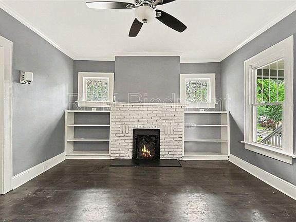 2nd image of 3181 Church St #A