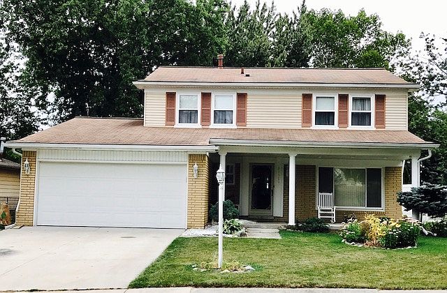 1st image of 24580 Queens Pointe Dr
