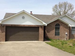 3 Earl Dr, Conway, AR 72032