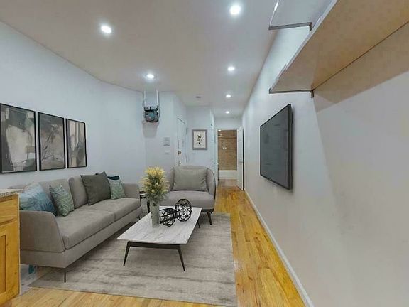 3rd image of 536 W 47th St APT Gr