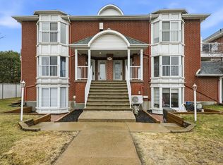 590 Rue Notre Dl #5, La Prairie, QC J5R 6A2