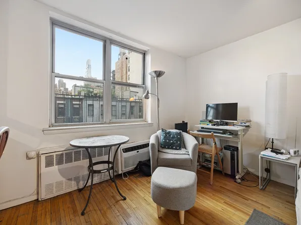 166 West 76th Street image 4 of 13