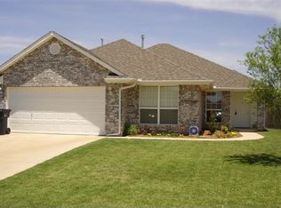 17420 Mercury Ln, Edmond, OK 73012