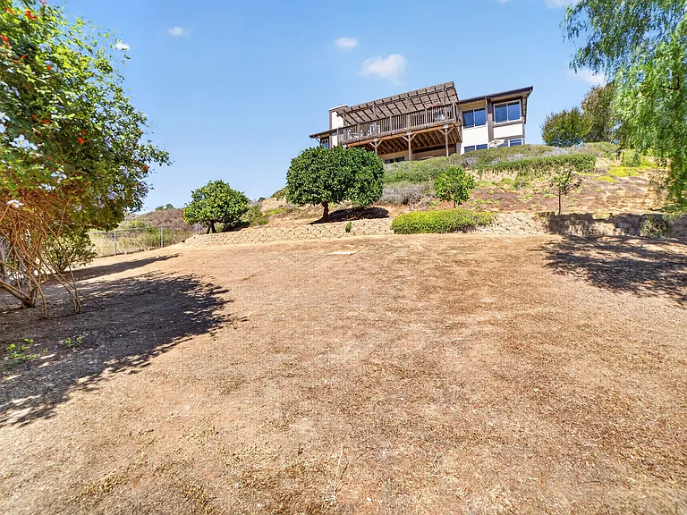 14058 Tierra Bonita Rd — Photo 22