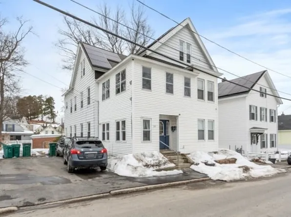 29 Forest St, Fitchburg, MA 01420