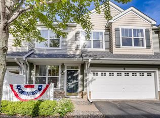 1632 Legacy Pkwy E #1227, Maplewood, MN 55109