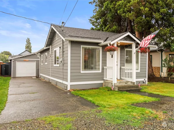 240 S Perkins Street, Buckley, WA 98321