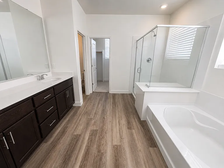 2345 Raphael Way — Photo 16