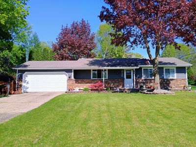 2736 Gilbert Rd, Lansing, MI, 48911