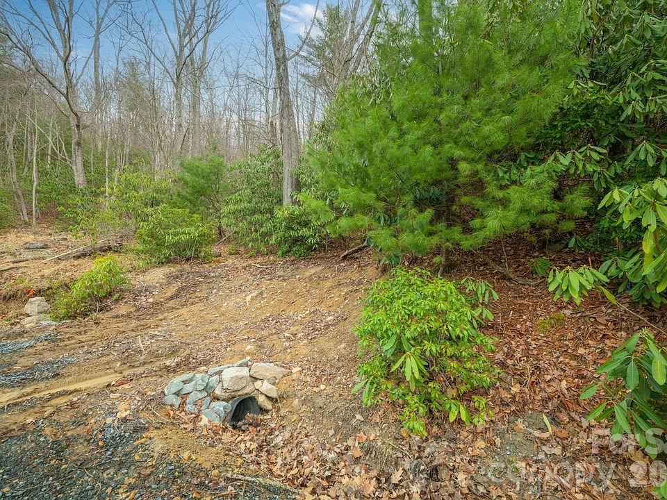 1st image of 288 Poplar Dr #370