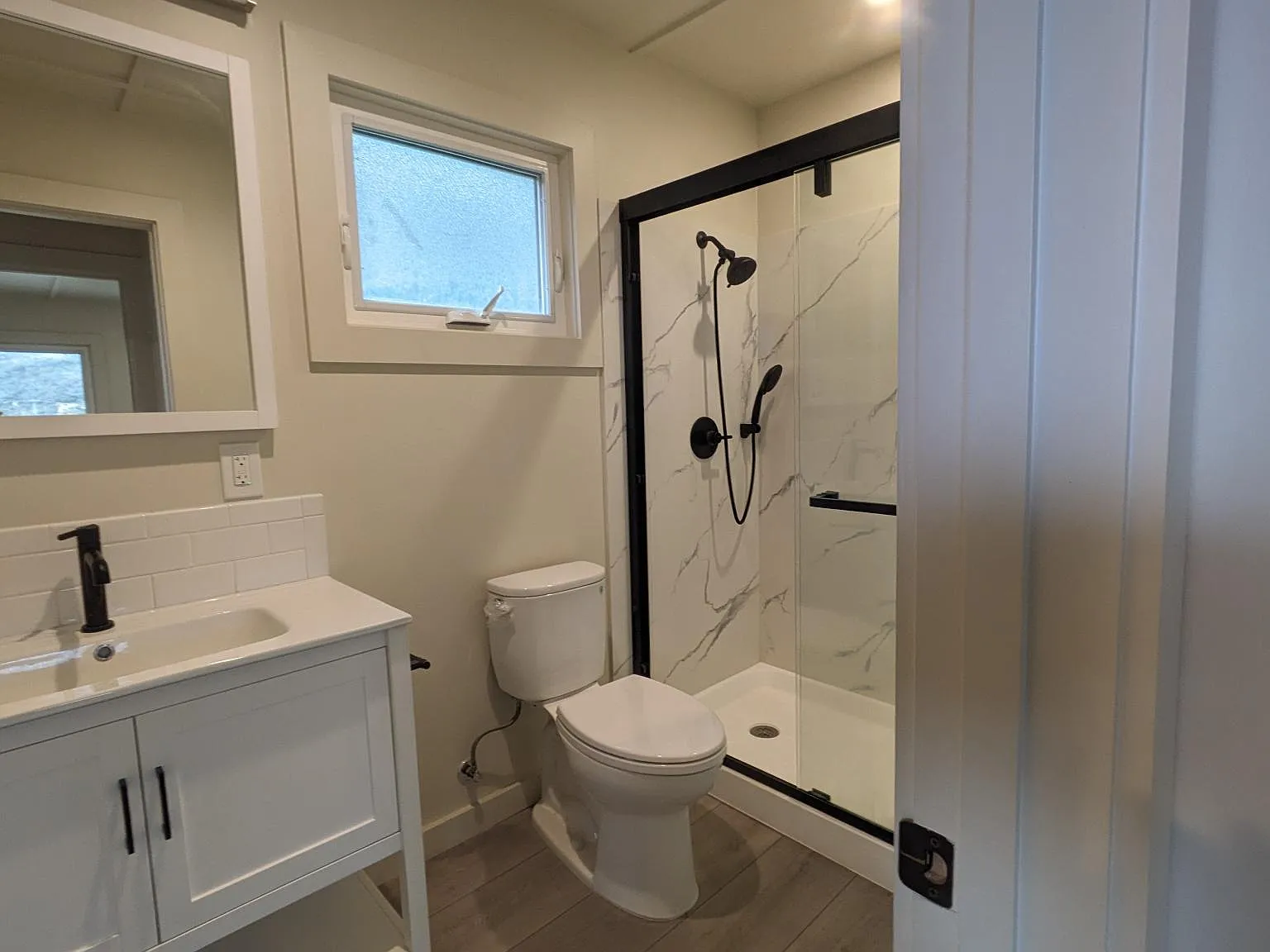 1 bed, 450 sqft, $2,450 — Photo 2