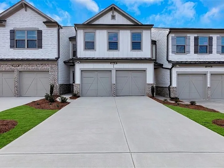 5650 Flint Ln — Photo 1