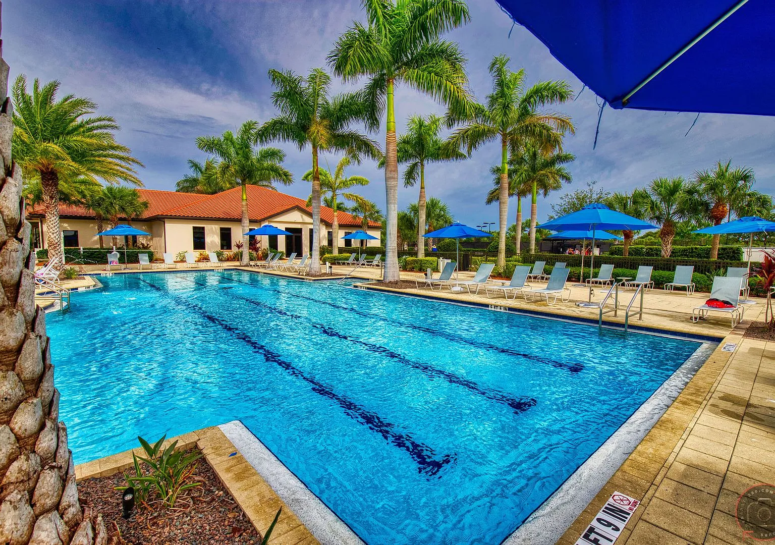 Seasonal Short-Term Single Family located at Sarasota National Golf Club (Social Membership) with... — Photo 3