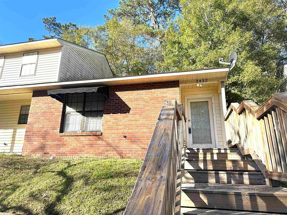 1st image of 2422 Talco Hills Dr