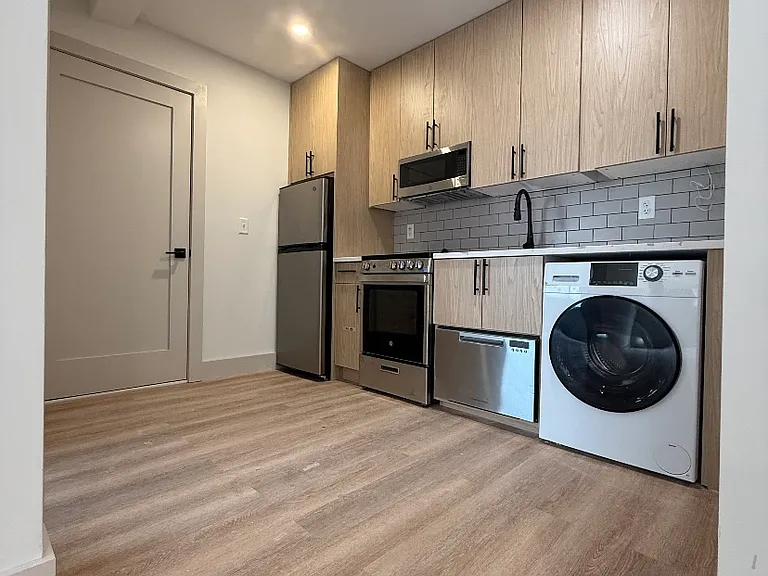 131 Church St #302 — Photo 5