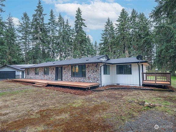 3rd image of 17145 110th Avenue SE