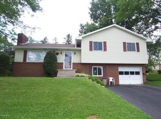 19 Mann Ave, Mill Hall, PA 17751