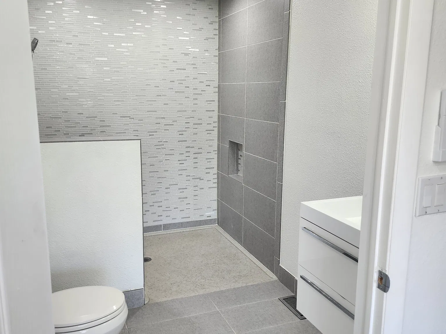 Studio, 300 sqft, $1,295 — Photo 4