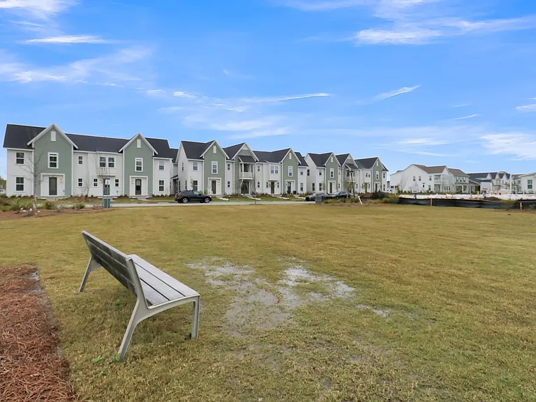268 Symphony Ave — Photo 44