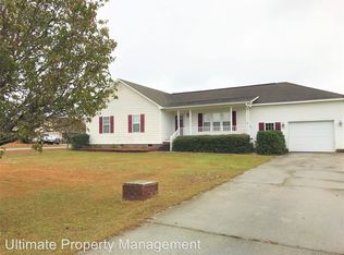 2922 Sloop Point Loop Rd, Hampstead, NC 28443