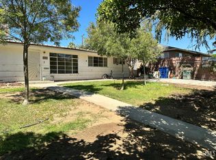 2908 Cornell St, Bakersfield, CA 93305