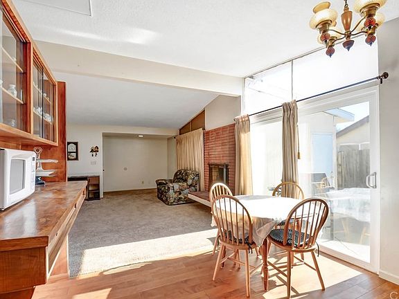 5th image of 827 Lidford Ave