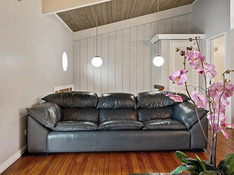 1224 Modaff Rd — Photo 6