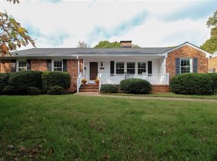 3003 Northampton Dr, Greensboro, NC 27408